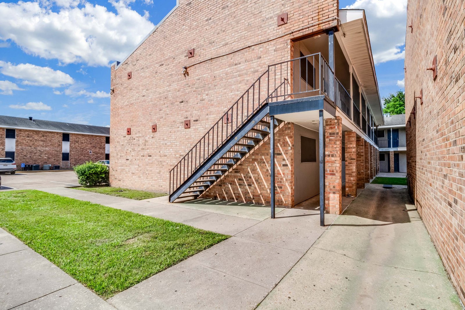 13-print-3603 W Congress St-120 B-12