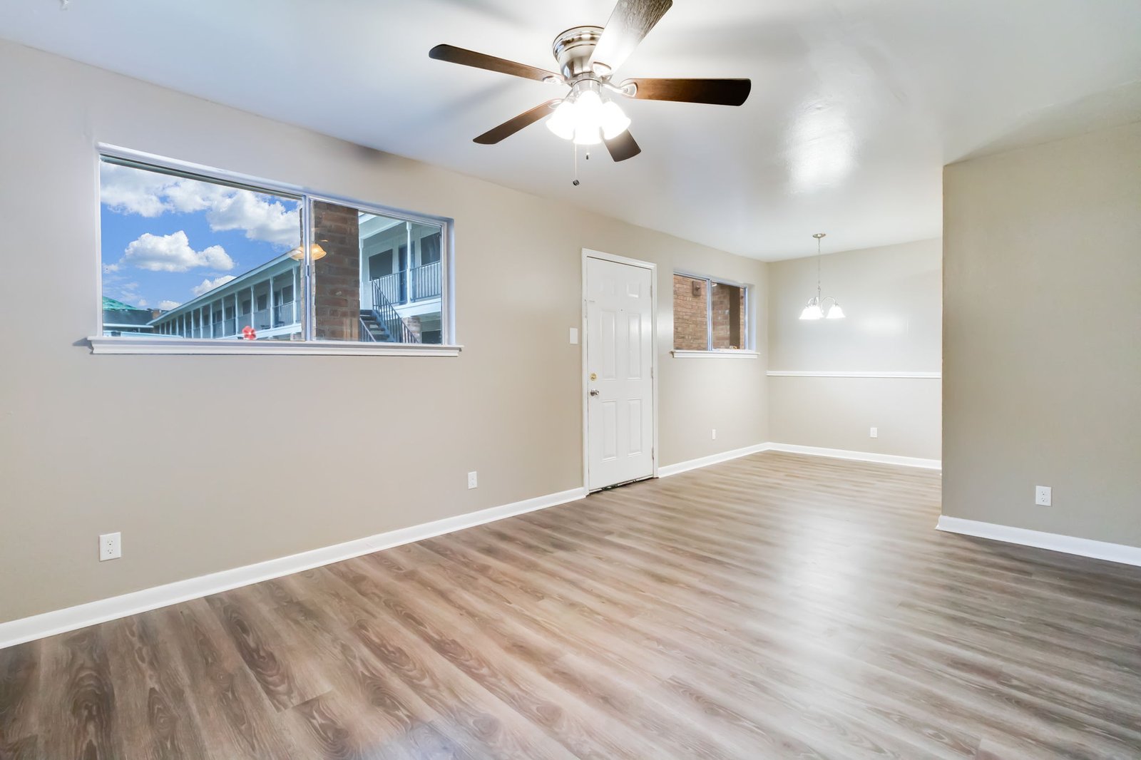 3-web-or-mls-3603 W Congress St-120 B-6